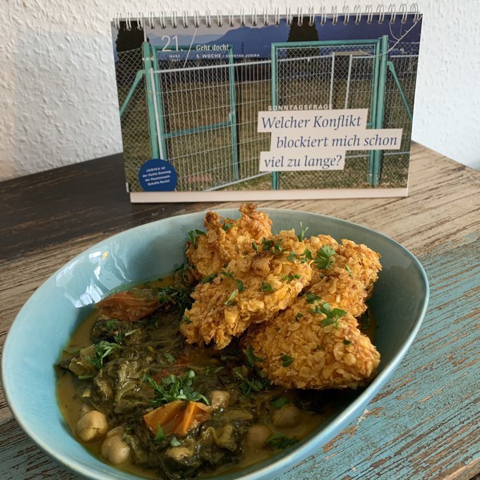 Chickennuggets mit Curry und der "Sonntagsfrage" auf dem Fastenkalender: "Welcher Konflikt blockiert mich schon viel zu lange?" 