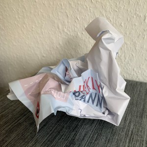 Zerknülltes Papier